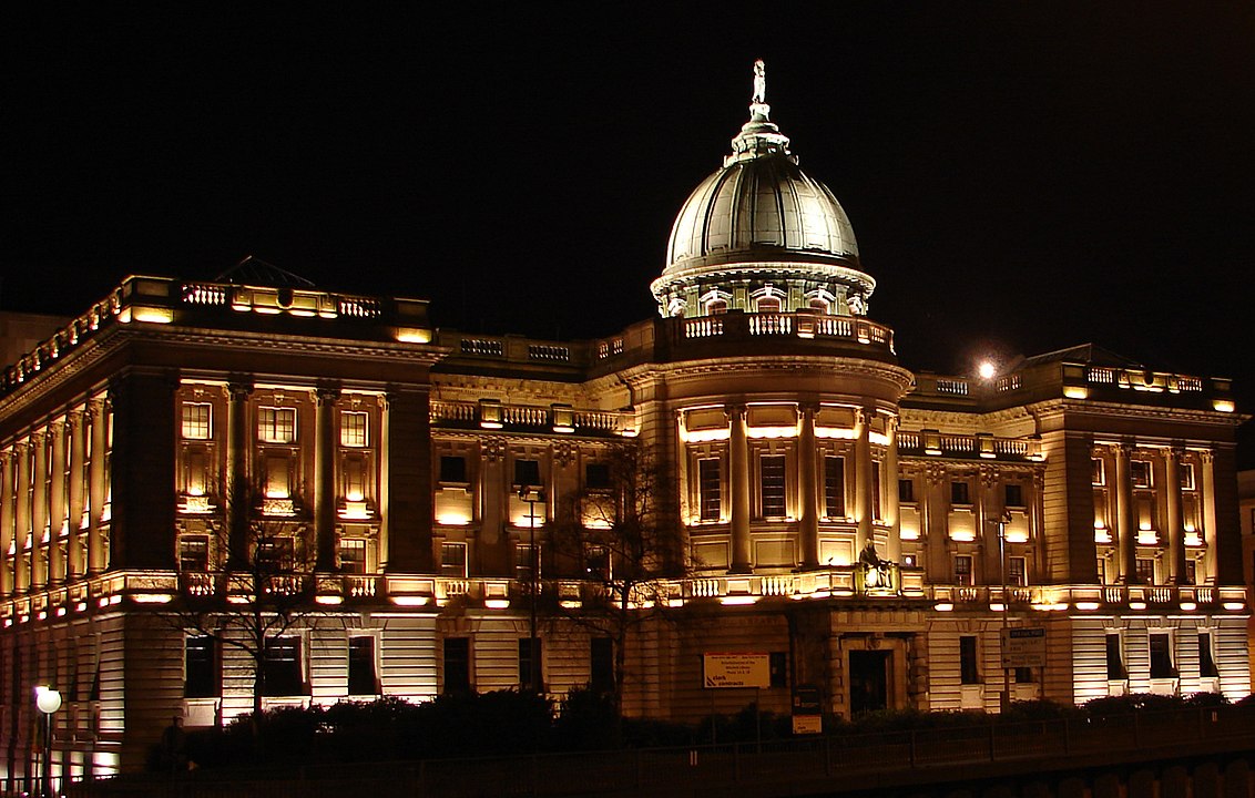 THE MITCHELL LIBRARY